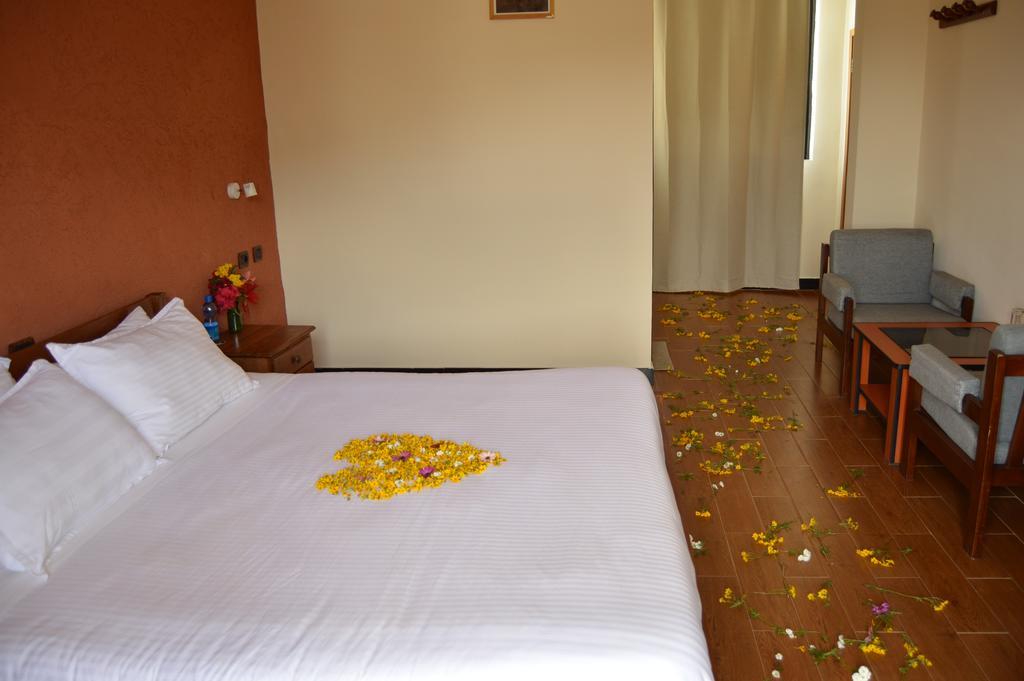Harbe Hotel Lalībela Екстериор снимка