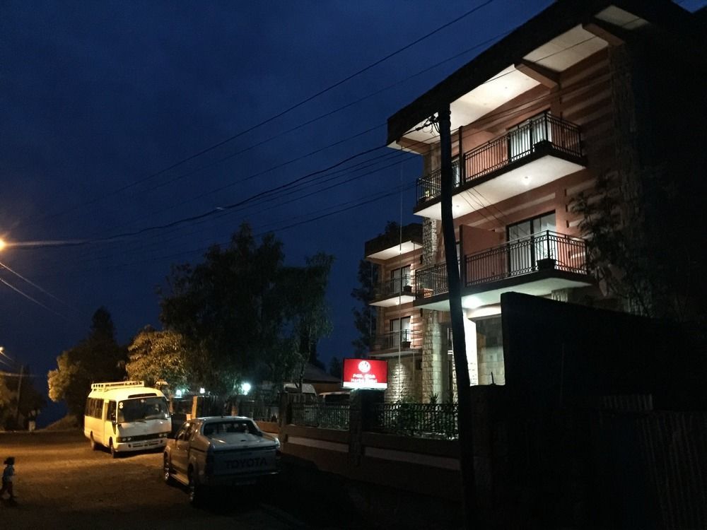 Harbe Hotel Lalībela Екстериор снимка